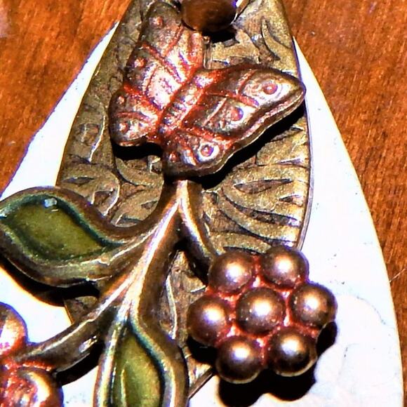 Sweet Charming 3 Layered Metal Flower Earrings - Picture 4 of 8